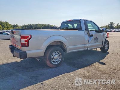 Trzecie zdjęcie samochodu z tyłu: 2018 FORD F150 VIN:1FTMF1CB7KKF10954 - miniatura