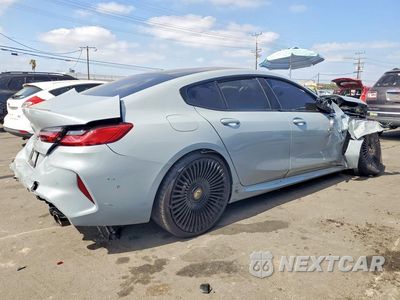 Trzecie zdjęcie samochodu z tyłu: 2025 BMW M8 VIN:WBSGV0C02SCW17082 - miniatura