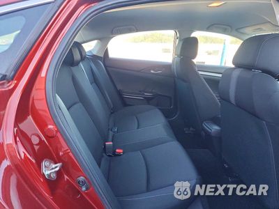 Zdjęcie 10 z 12 samochodu: 2019 HONDA CIVIC LX VIN:19XFC2F68KE022928 - miniatura