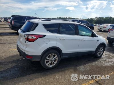 Trzecie zdjęcie samochodu z tyłu: 2017 FORD ESCAPE SE VIN:1FMCU9G99HUE37957 - miniatura
