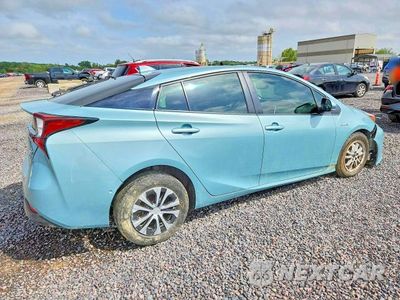 Trzecie zdjęcie samochodu z tyłu: 2022 TOYOTA PRIUS XLE AWD-E VIN:JTDL9MFU0N3032182 - miniatura