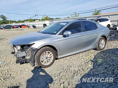 2026 TOYOTA CAMRY LE 4T1DBADK8TU542551 - główne zdjęcie licytacji z USA - miniatura
