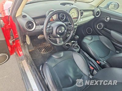 Zdjęcie 8 z 12 samochodu: 2012 MINI COOPER S VIN:WMWSV3C52CT386617 - miniatura