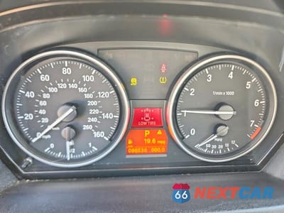Zdjęcie 9 z 12 samochodu: 2011 BMW 328 XI SULEV VIN:WBAPK5C55BF127353 - miniatura