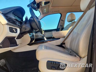 Zdjęcie 7 z 13 samochodu: 2016 BMW X5 XDR40E VIN:5UXKT0C55G0S79512 - miniatura