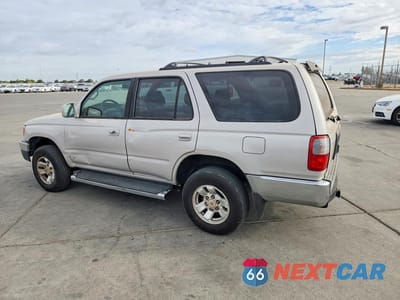 Drugie zdjęcie samochodu z przodu: 1999 TOYOTA 4RUNNER SR5 VIN:JT3GN86R3X0105912 - miniatura