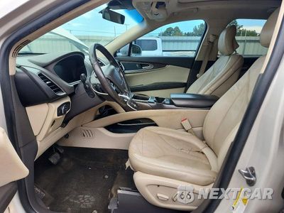 Zdjęcie 7 z 13 samochodu: 2019 LINCOLN NAUTILUS SELECT VIN:2LMPJ6K90KBL32841 - miniatura