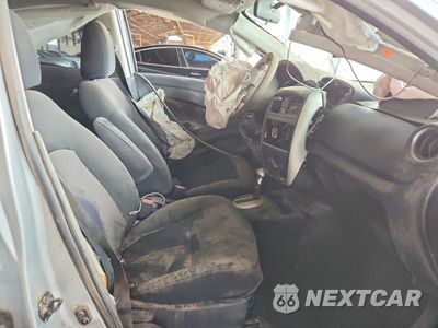 Zdjęcie 7 z 12 samochodu: 2017 NISSAN VERSA 1.6 SV VIN:3N1CN7AP4HL902817 - miniatura
