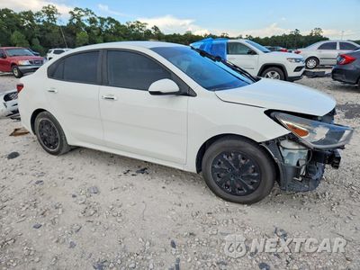 Czwarte zdjęcie samochodu z boku: 2020 KIA RIO LX VIN:3KPA24AD9LE285932 - miniatura