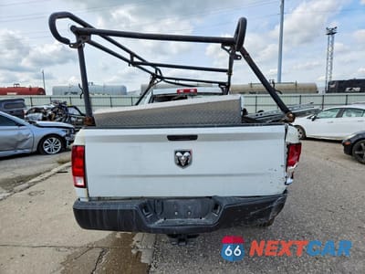 Zdjęcie 6 z 12 samochodu: 2022 RAM 1500 CLASSIC TRADESMAN VIN:3C6JR6DG7NG330099 - miniatura