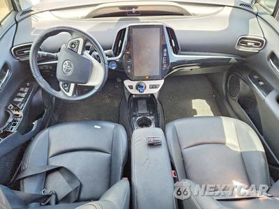 Zdjęcie 8 z 12 samochodu: 2018 TOYOTA PRIUS PRIME PLUS VIN:JTDKARFPXJ3093754 - miniatura
