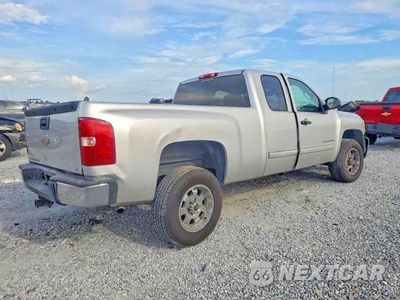 Trzecie zdjęcie samochodu z tyłu: 2011 CHEVROLET SILVERADO C1500 LS VIN:1GCRCREA9BZ199102 - miniatura