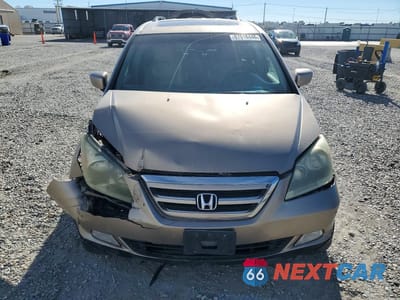 Piąte zdjęcie samochodu w środku: 2006 HONDA ODYSSEY TOURING VIN:5FNRL38866B007376 - miniatura