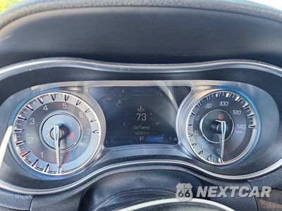 Zdjęcie 9 z 13 samochodu: 2020 CHRYSLER 300 LIMITED VIN:2C3CCAEG7LH141846 - miniatura