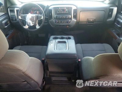 Zdjęcie 8 z 12 samochodu: 2024 GMC SIERRA C1500 SLE VIN:3GTP1MEC4JG100735 - miniatura