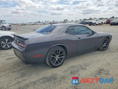 Trzecie zdjęcie samochodu z tyłu: 2016 DODGE CHALLENGER R/T SCAT PACK VIN:2C3CDZFJ2GH290841 - miniatura