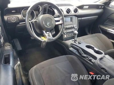 Zdjęcie 8 z 12 samochodu: 2018 FORD MUSTANG VIN:1FA6P8TH2J5106028 - miniatura