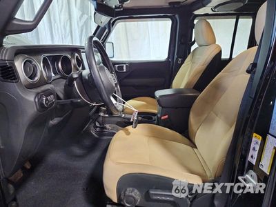 Zdjęcie 7 z 13 samochodu: 2019 JEEP WRANGLER UNLIMITED SAHARA VIN:1C4HJXEG2KW515337 - miniatura
