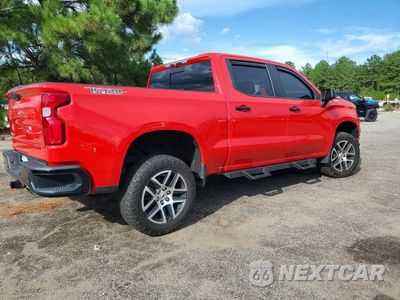 Trzecie zdjęcie samochodu z tyłu: 2020 CHEVROLET SILVERADO K1500 LT TRAIL BOSS VIN:1GCPYFED2LZ231391 - miniatura