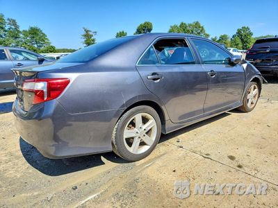 Trzecie zdjęcie samochodu z tyłu: 2014 TOYOTA CAMRY SE VIN:4T1BF1FK5EU395648 - miniatura