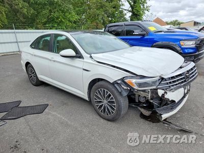 Czwarte zdjęcie samochodu z boku: 2019 VOLKSWAGEN JETTA SEL VIN:3VWE57BU8KM102675 - miniatura