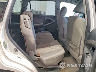 Zdjęcie 11 z 13 samochodu: 2009 TOYOTA RAV4 BASE VIN:JTMBF35V495013136 - miniatura