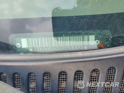 Zdjęcie 13 z 13 samochodu: 2005 CADILLAC ESCALADE VIN:1GYEK63N35R156623 - miniatura