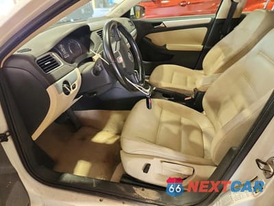 Zdjęcie 7 z 12 samochodu: 2013 VOLKSWAGEN JETTA HYBRID VIN:3VW637AJXDM284156 - miniatura