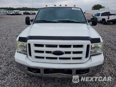 Piąte zdjęcie samochodu w środku: 2007 FORD F350 SRW SUPER DUTY VIN:1FTWF31P47EA05964 - miniatura