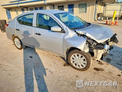 Czwarte zdjęcie samochodu z boku: 2017 NISSAN VERSA 1.6 S PLUS VIN:3N1CN7AP9HL857941 - miniatura