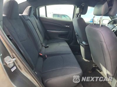 Zdjęcie 10 z 12 samochodu: 2012 CHRYSLER 200 TOURING VIN:1C3CCBBG4CN261363 - miniatura