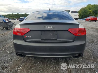 Zdjęcie 6 z 13 samochodu: 2013 AUDI RS5 VIN:WUAC6AFRXDA900656 - miniatura