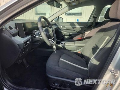 Zdjęcie 7 z 13 samochodu: 2025 HYUNDAI SONATA SEL VIN:KMHL64JA3SA488850 - miniatura