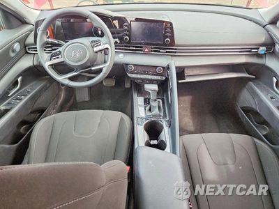 Zdjęcie 8 z 12 samochodu: 2022 HYUNDAI ELANTRA SEL VIN:5NPLS4AGXNH061196 - miniatura