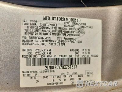 Zdjęcie 12 z 12 samochodu: 2011 LINCOLN TOWN CAR SIGNATURE LIMITED VIN:2LNBL8CV7BX751523 - miniatura