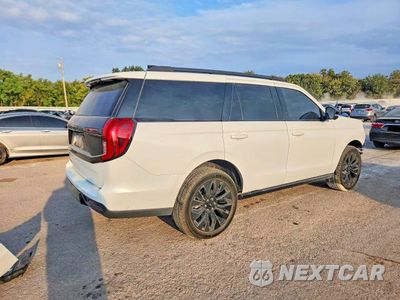 Trzecie zdjęcie samochodu z tyłu: 2025 FORD EXPEDITION PLATINUM VIN:1FMJU1M83SEA43232 - miniatura