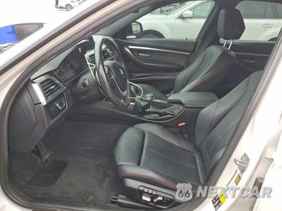 Zdjęcie 7 z 12 samochodu: 2016 BMW 328 XI SULEV VIN:WBA8E3G54GNU05148 - miniatura