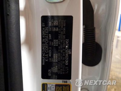 Zdjęcie 12 z 12 samochodu: 2025 KIA SOUL LX VIN:KNDJ23AU3S7962451 - miniatura