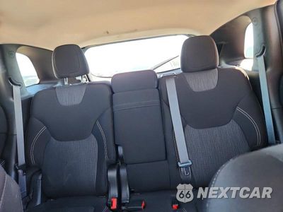 Zdjęcie 10 z 13 samochodu: 2015 JEEP CHEROKEE LATITUDE VIN:1C4PJLCS7FW537044 - miniatura