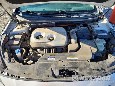 Zdjęcie 11 z 13 samochodu: 2017 HYUNDAI SONATA HYBRID LIMITED VIN:KMHE34L1XHA048017 - miniatura