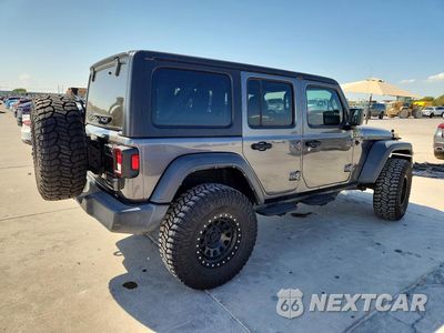 Trzecie zdjęcie samochodu z tyłu: 2022 JEEP WRANGLER UNLIMITED SPORT VIN:1C4HJXDG4NW133137 - miniatura