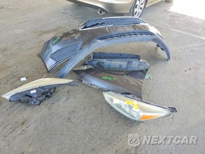 Zdjęcie 12 z 13 samochodu: 2016 FORD FOCUS SE VIN:1FADP3F27GL254634 - miniatura