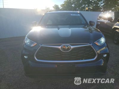 Piąte zdjęcie samochodu w środku: 2022 TOYOTA HIGHLANDER LE VIN:5TDBZRBH6NS562107 - miniatura