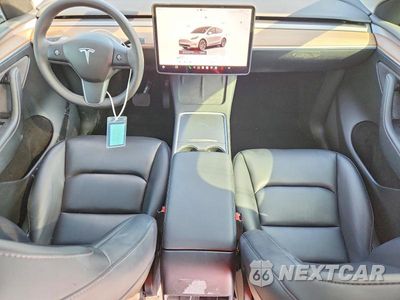 Zdjęcie 8 z 13 samochodu: 2024 TESLA MODEL Y VIN:7SAYGDED0RF164612 - miniatura