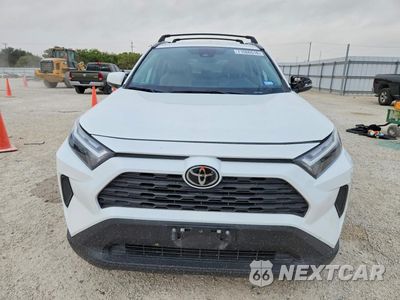Piąte zdjęcie samochodu w środku: 2025 TOYOTA RAV4 XLE VIN:2T3W1RFV9SW404850 - miniatura