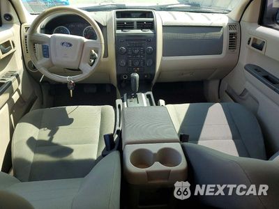 Zdjęcie 8 z 12 samochodu: 2010 FORD ESCAPE XLS VIN:1FMCU0C7XAKC41222 - miniatura