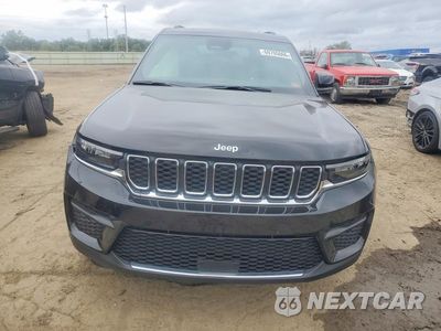 Piąte zdjęcie samochodu w środku: 2025 JEEP GRAND CHEROKEE LAREDO VIN:1C4RJHAG5S8783058 - miniatura