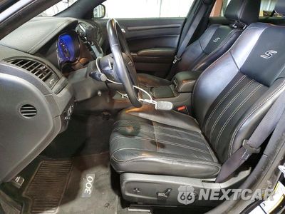 Zdjęcie 7 z 12 samochodu: 2013 CHRYSLER 300 S VIN:2C3CCAGG0DH659845 - miniatura