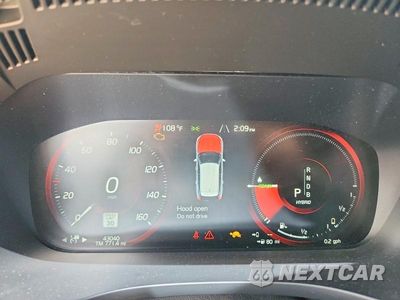 Zdjęcie 9 z 13 samochodu: 2018 VOLVO XC60 T8 R-DESIGN VIN:YV4BR0DM4J1022524 - miniatura