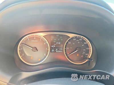 Zdjęcie 9 z 13 samochodu: 2018 NISSAN KICKS S VIN:3N1CP5CU9JL506518 - miniatura